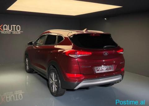 Hyundai Tucson 2.0D PREMIUM+ - 2/9