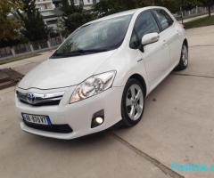 shitet toyota auris hybrid kamio automatike per patenta fill