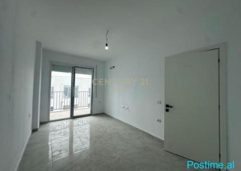 +355682429333 1+1 APARTMENT FOR SALE IN GOLEM - 8/10