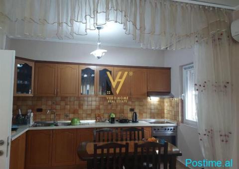 JEPET HYRJE 2+1+BLK ME QERA TE TREGU ELEKTRIK 50.000 LEKE - 3/6