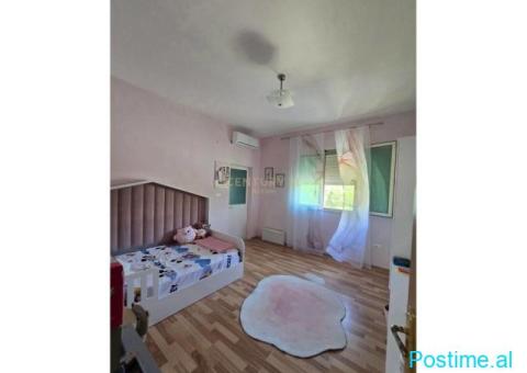 Shitet Shtëpi 3-Katëshe me Taracë Panoramike - 7/9