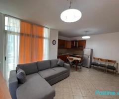 Jepet apartament per qira 2+1+2+2 tek Komuna e Parisit