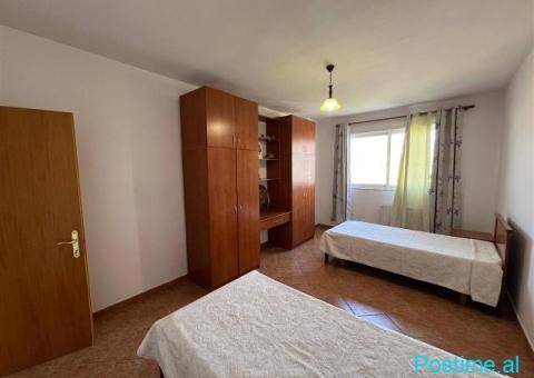 Jepet apartament per qira 2+1+2+2 tek Komuna e Parisit - 2/8