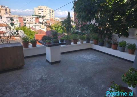 🏡 JEPET ME QERA – APARTAMENT 2+1 ME VERANDË TË MADHE - 1/9
