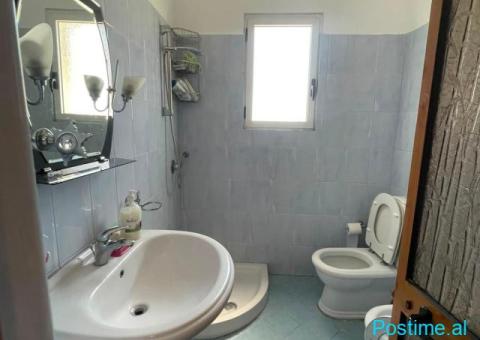Jepet me qira shtëpi private 3+1 – Pranë Markates! - 7/10