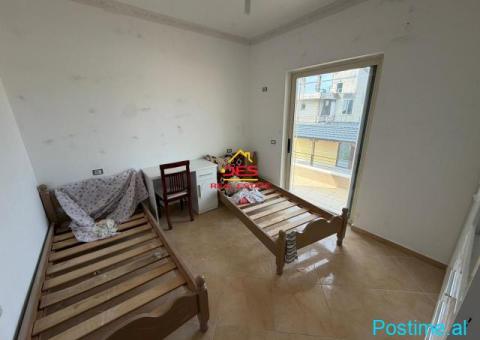 🆕🏘 JEPET ME QIRA KATI I TRETË I NJË NDËRTESE, VLORË - 6/9