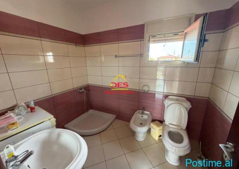 🆕🏘 JEPET ME QIRA KATI I TRETË I NJË NDËRTESE, VLORË - 8/9