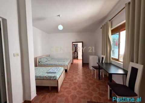 0686051712 JEPEN ME QERA 6-shte GARSIONIERE NE PLAZH-RROTA E - 6/9