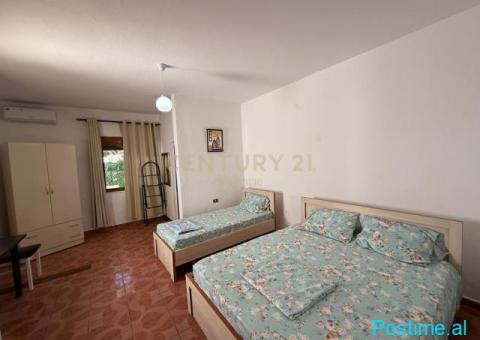 0686051712 JEPEN ME QERA 6-shte GARSIONIERE NE PLAZH-RROTA E - 8/9