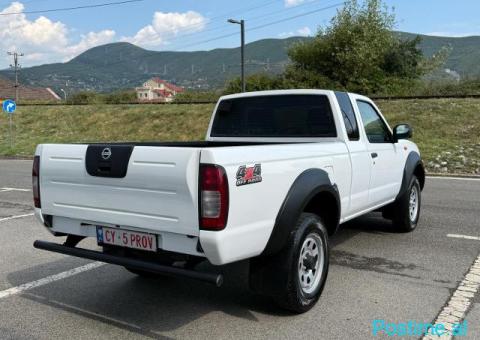Nissan NP300 2.5 nafte 2011 🇨🇭🇨🇭🇨🇭 - 3/8