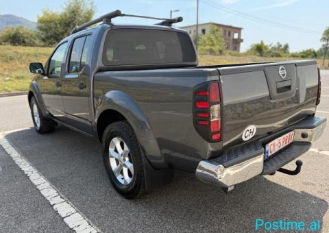 Nissan Navara 2.5 nafte 2011 🇨🇭🇨🇭🇨🇭 - 7/9
