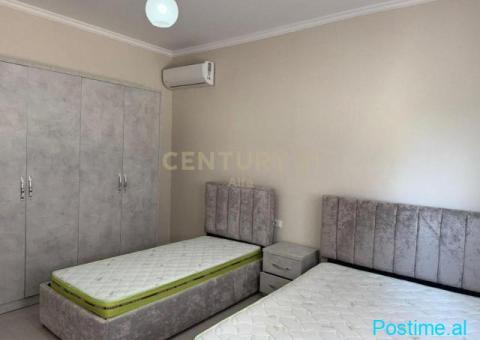 Jepet me qira shtëpi private 3+1+2 në Sauk të Ri! - 9/9