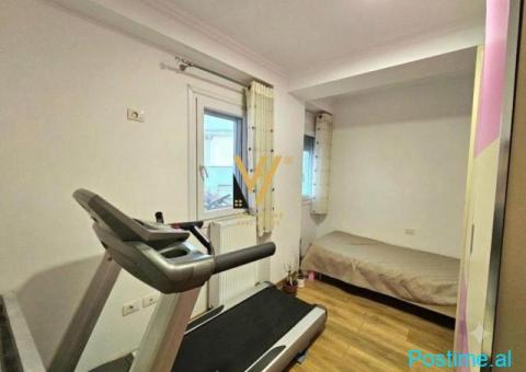 JEPET APARTAMENT 2+1+BLK ME QERA TE KOPSHTI BOTANIK 700 EURO - 5/5