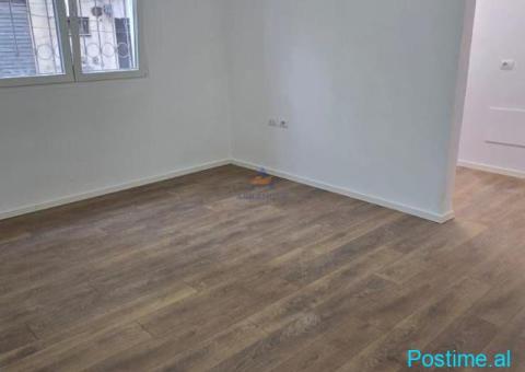 SHITET APARTAMENT 1+1+TUALET 'ALI DEMI PRANE SHKOLLES 1 MAJI - 4/4
