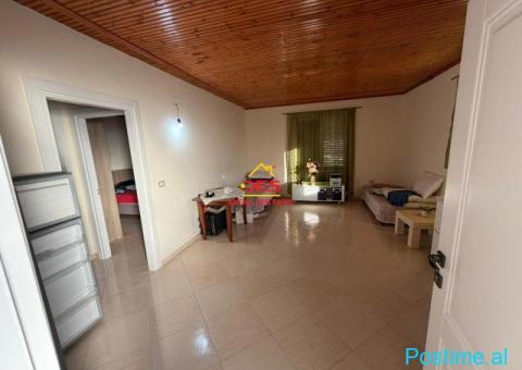 🆕🏘 JEPET ME QIRA KATI I TRETË I NJË VILE NË PUS MEZIN,VLOR - 3/9