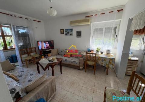 🔑🏡 SHITET APARTAMENT 2+1 NË ÇOLE ,VLORË - 1/8