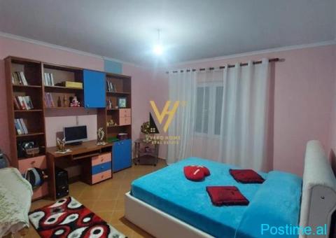JEPET SHTEPI PRIVATE ME QERA NE SELITE 80.000 LEKE - 7/8