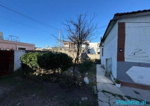 Truall ndërtimi 495 m² me shtëpi ekzistuese në shitje – Shko - 1/5