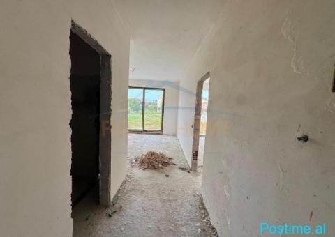 0696044407 Shitet Apartament 1+1, Mali Robit,Golem - 2/7