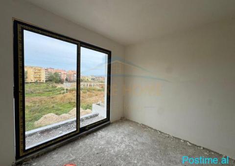0696044407 Shitet Apartament 1+1, Mali Robit,Golem - 3/7