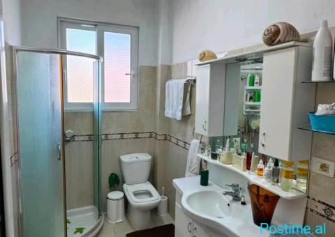 Shitet Apartament ne Sarande - 6/8