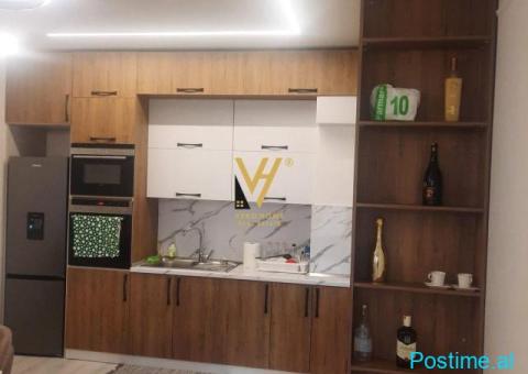 JEPET APARTAMENT 2+1+2 ME QERA TE RRUGA E DIBRES 750 EURO - 1/5