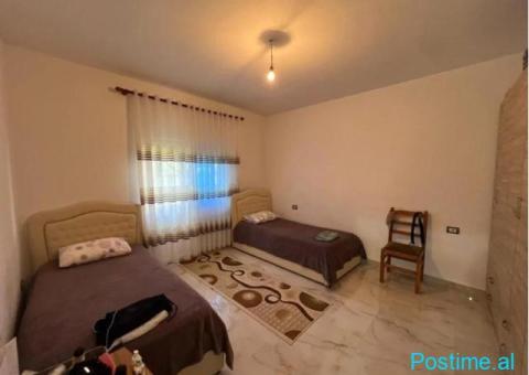 Shitet Shtëpi Private tek 4 Rrugët, Shijak - 4/10