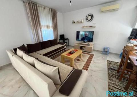 Shitet Shtëpi Private tek 4 Rrugët, Shijak - 7/10