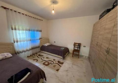 Shitet Shtëpi Private tek 4 Rrugët, Shijak - 8/10