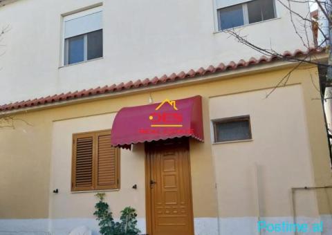 🏡 SHITET SHTËPI 2-KATËSHE PRANË KSHA-së, VLORË. - 1/10