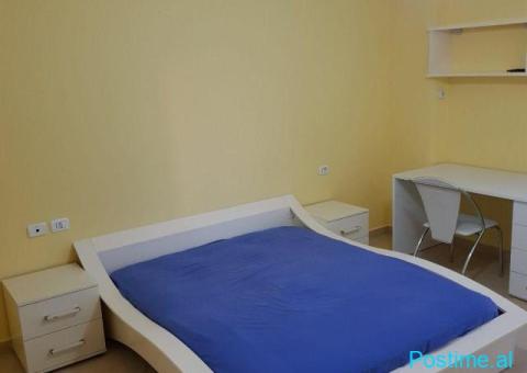 APARTAMENT ME QERA 2+1+2 RRUGA E BARRIKADAVE 70.000 LEKE - 3/5