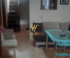 JEPET SHTEPI ME QERA 2+1 TE BULEVARDI ZOGU 1 1200 EURO