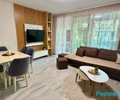Shitet APARTAMENT 1+1 në “San Pietro”, Gjiri i Lalzit