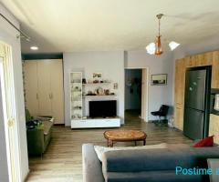 SHITET apartament 1+1 BUZE DETIT tek Shkëmbi i kavajës - Hot