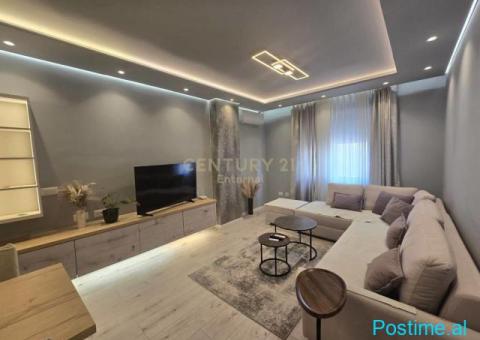 Apartament 1+1 per qera te Komuna e Parisit - 1/6