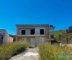 SHITET SHTEPI PRIVATE NE ZONEN CESMA E FERRES, DURRES