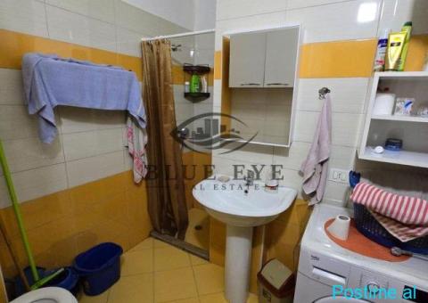 Studio Me Qira, Shkëmbi i Kavajës, Durrës! - 1/4