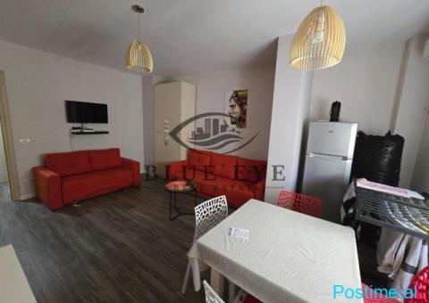 Studio Me Qira, Shkëmbi i Kavajës, Durrës! - 2/4