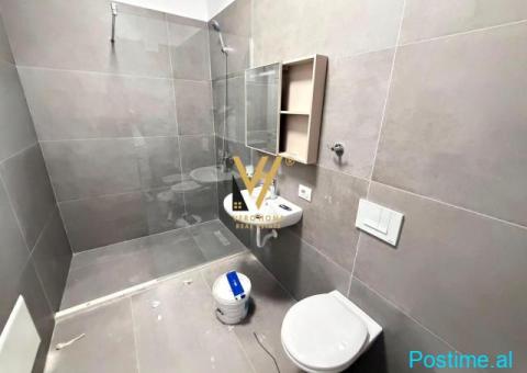 JEPET APARTAMENT 2+1+BLK ME QERA NE PORCELAN 75.000 LEKE - 6/7