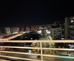 Shitet apartament 2+1 tek rruga e Kavajës