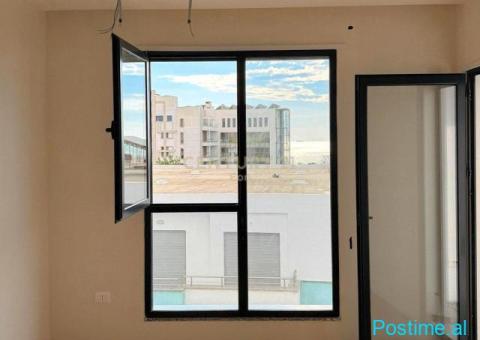 Apartament 1+1 me Pamje Deti 50 metra nga Deti në Golem. - 3/9