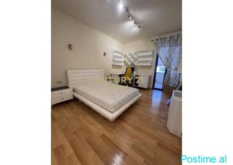 Qera Apartament 3+1+2+Post Parkimi tek Rruga e Kosovareve - 8/10