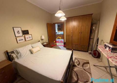 🔑🏘 JEPET ME QIRA SHTËPIE PRIVATE NË ÇENTRALE ,VLORË. - 7/10