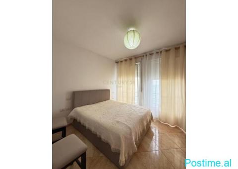 0697603180Apartament 2+1 Me Qira në Plazh, Durrës !! - 8/10