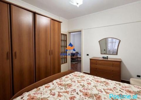 JEPET APARTMENT ME QERA 2+1+BALLKON 'KOMUNA E PARISIT' 700 E - 1/4