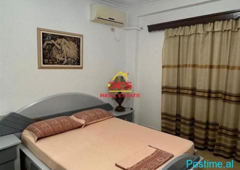 JEPET ME QIRA SHTËPI PRIVATE 2+1 TE 7 PALLATET , VLORË - 4/7
