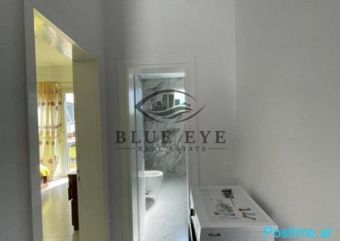 JEPET SHTEPI PRIVATE 1+1 ME QERA PRANE RRETHIT TE KENETES LA - 6/9