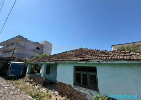 Shitet Shtëpi Private me Oborr dhe Truall 372 m² | Treshi – - 2/4