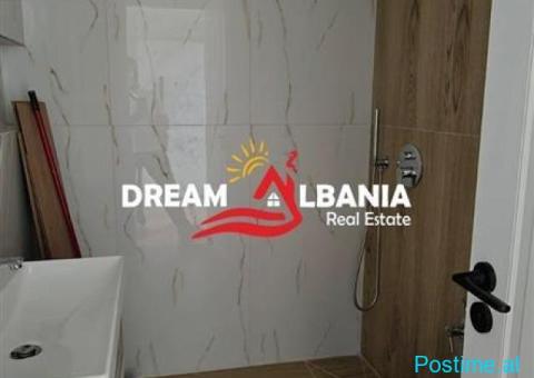 Shitet Apartament 1+1 tek 21 Dhjetori, prane Mozzaikut ne Ti - 2/5
