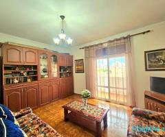 APARTAMENT 2+1 PER QIRA PRANE SHKOLLES SE KUQE